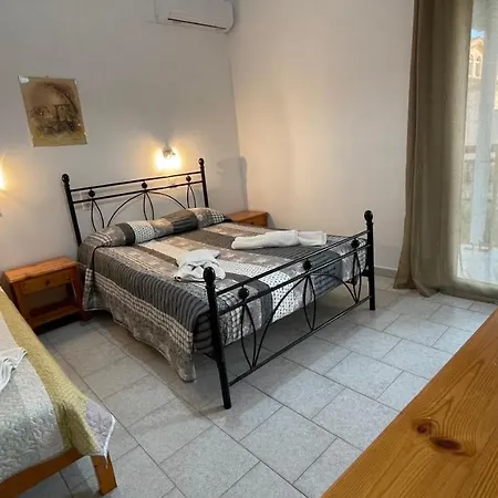 Harry's Agios Georgios (Corfu)