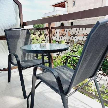 Harry's Appartement Ágios Geórgios